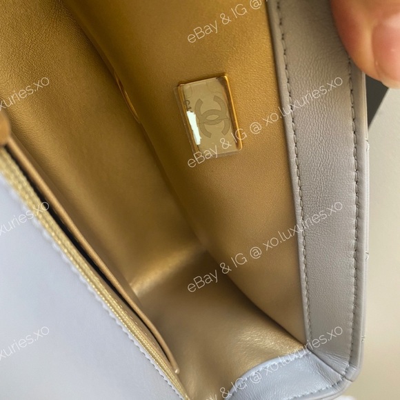 SOLD ❌ CHANEL Authentic RECEIPT Gray Pearl Crush Bag WOC - Picture 7 of 12